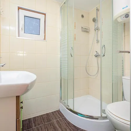 In A At 600 M From The Sea * Rewal
